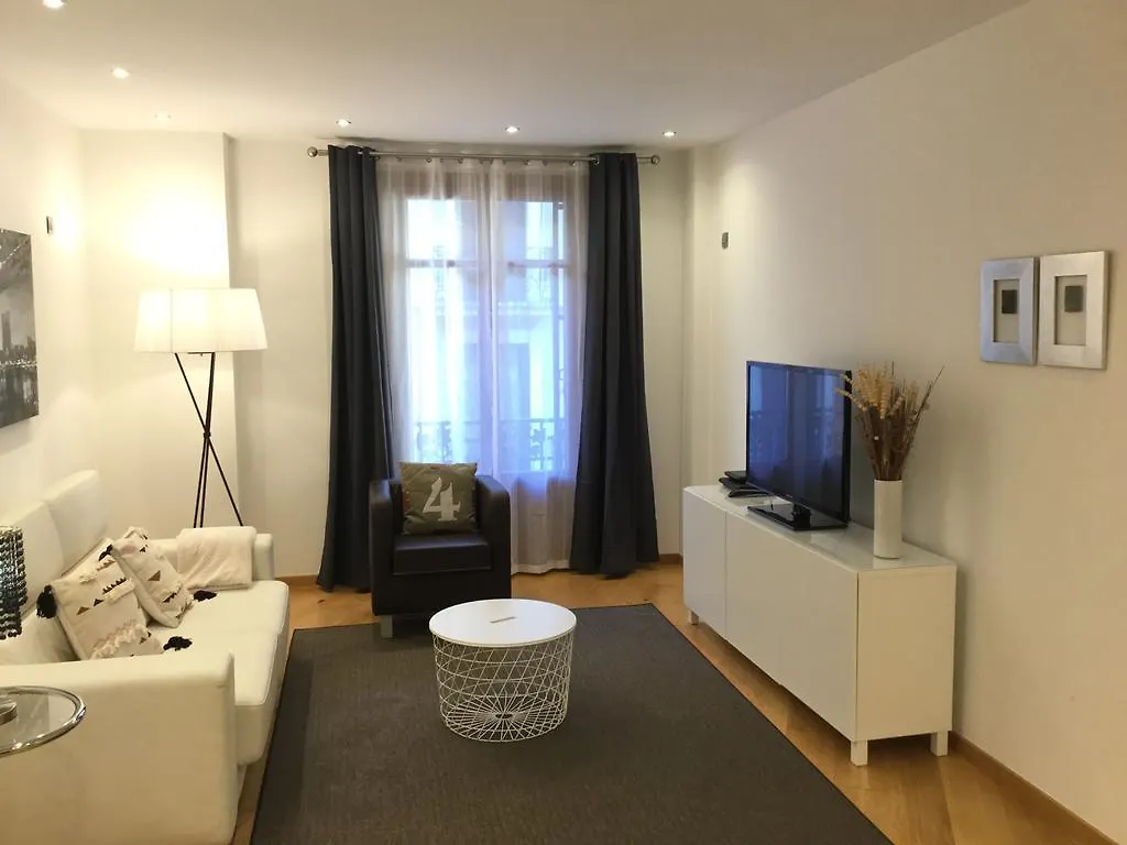 Miracruz Suites By Forever Rentals 0*, San Sebastián